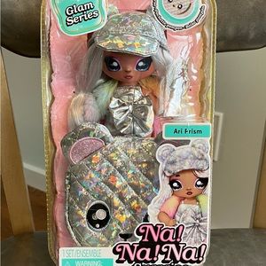 Ari Prism Surprise Glam Series NaNaNa Collection new in box